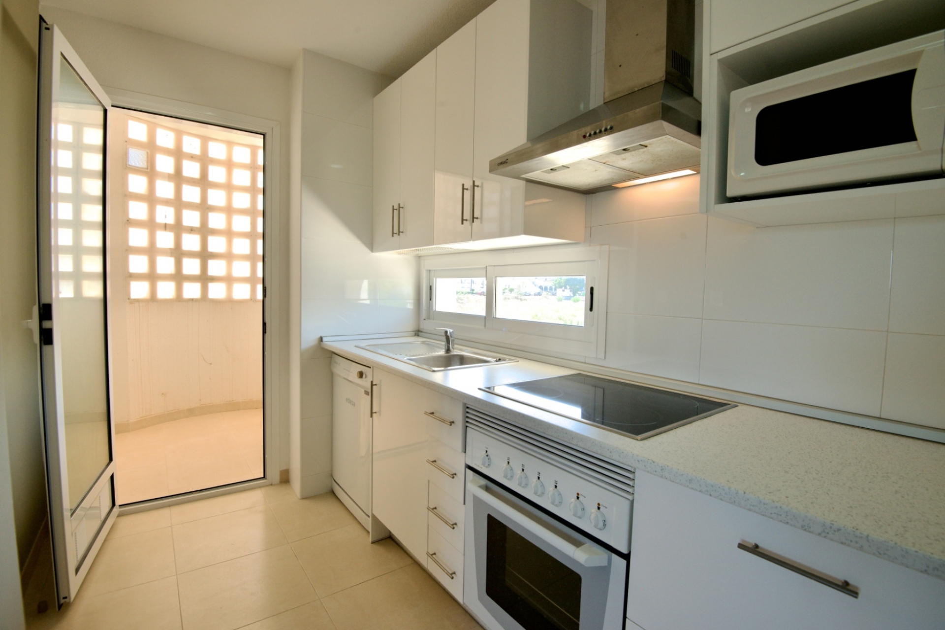 Перепродажа - многоэт. дом -
Orihuela Costa - Villamartin