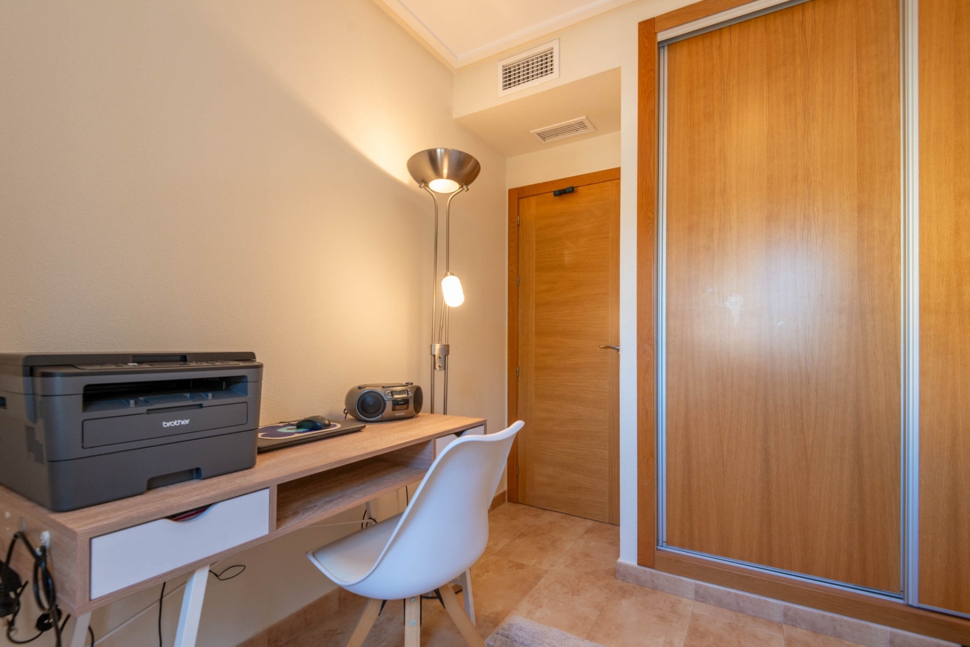 Перепродажа - многоэт. дом -
Orihuela Costa - Villamartin