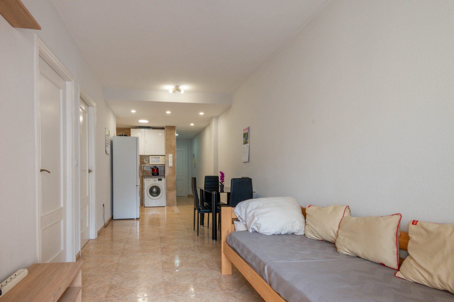 Перепродажа - многоэт. дом -
Torrevieja - Habaneras