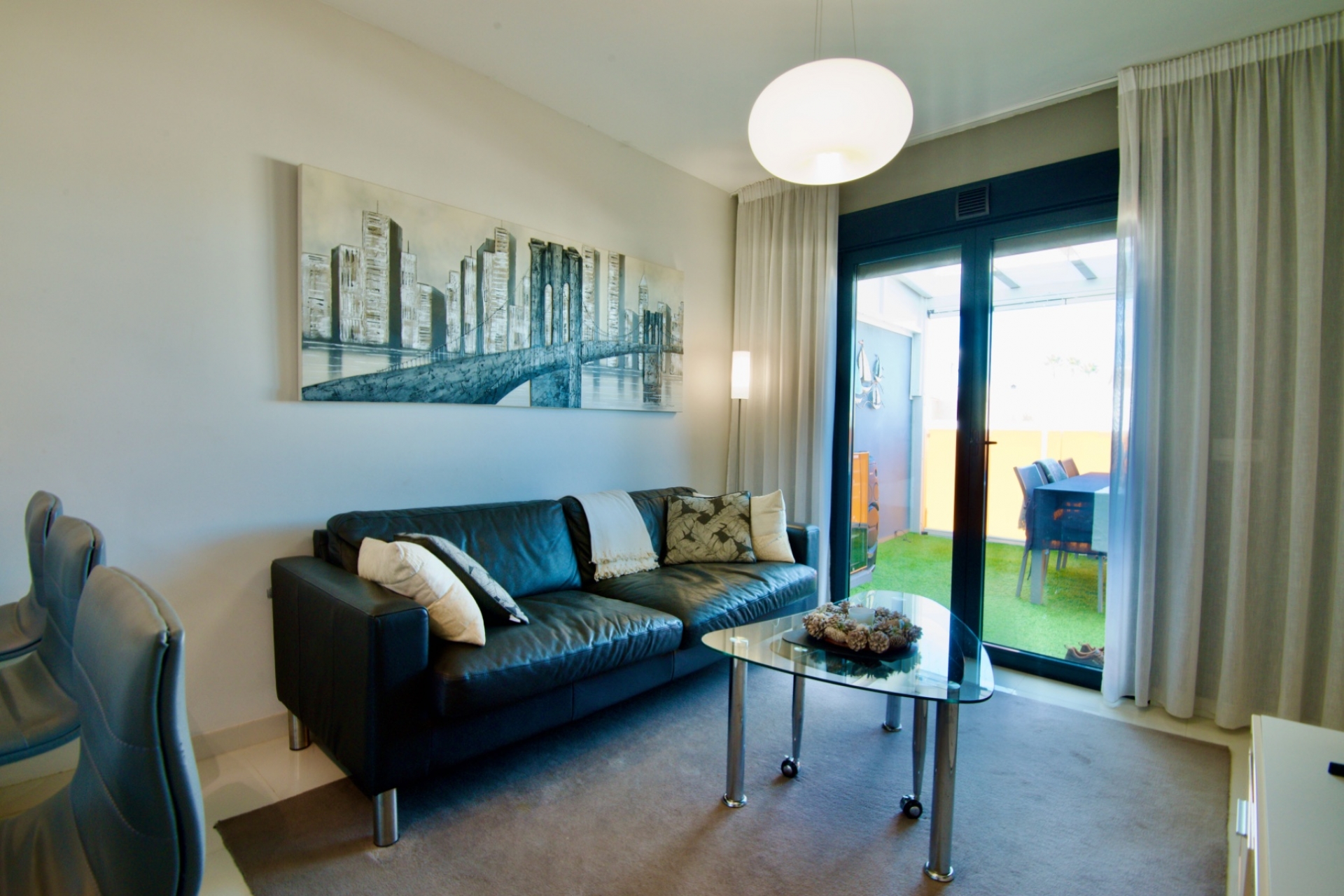 Перепродажа - многоэт. дом -
Torrevieja - Habaneras