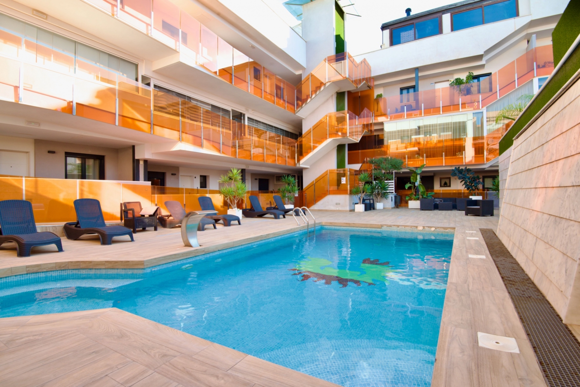 Перепродажа - многоэт. дом -
Torrevieja - Habaneras