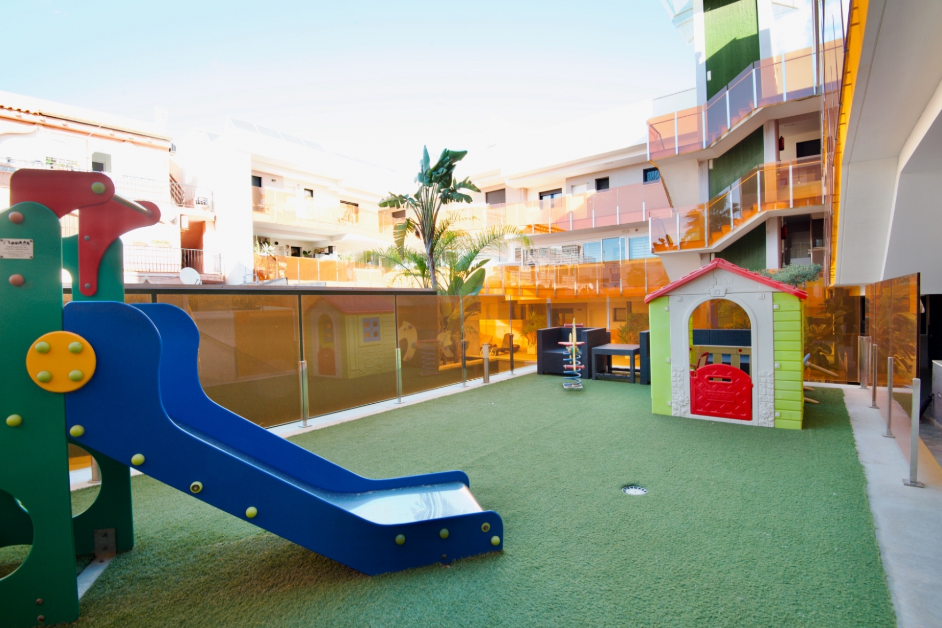 Перепродажа - многоэт. дом -
Torrevieja - Habaneras