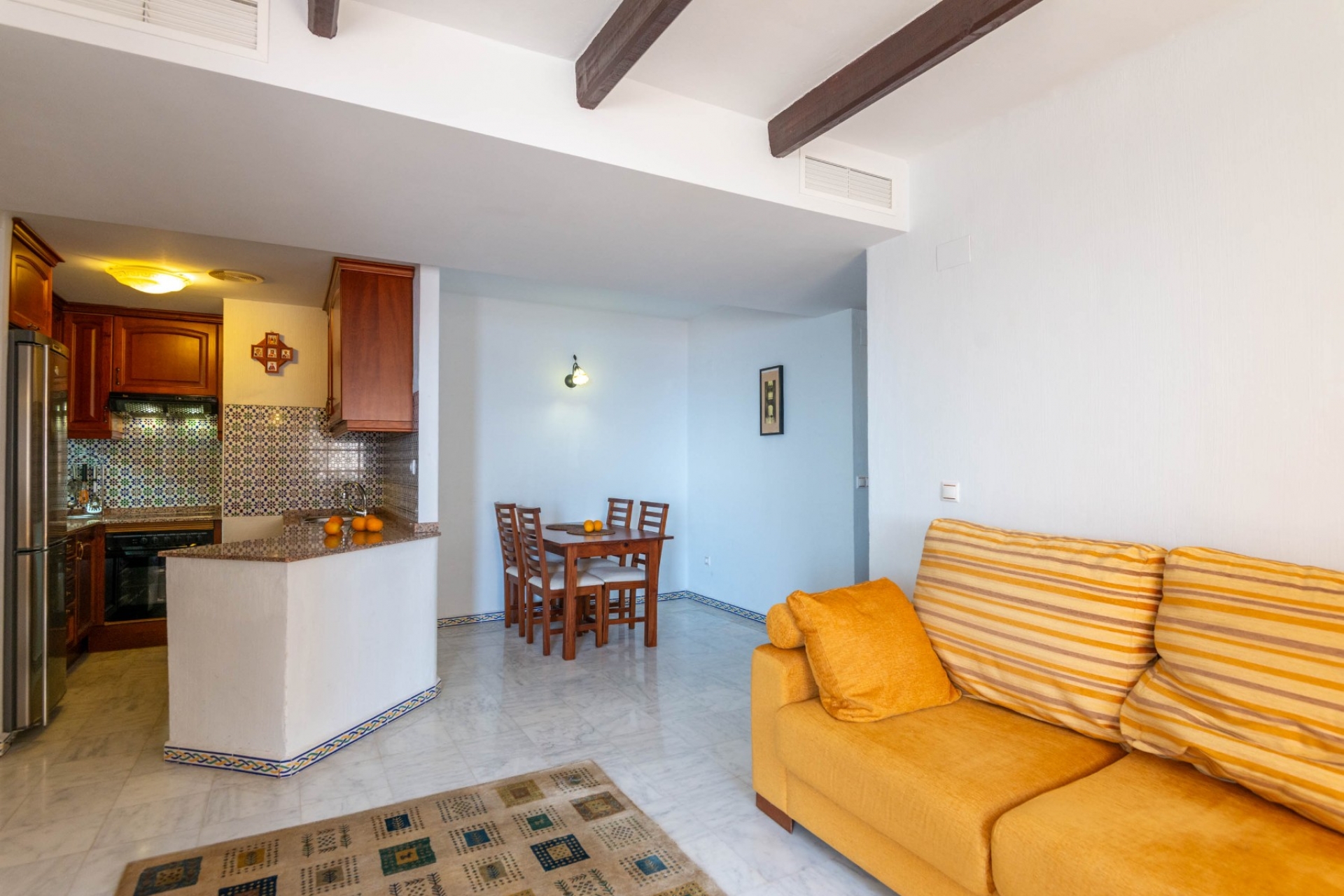 Перепродажа - многоэт. дом -
Torrevieja - Playa de los Locos