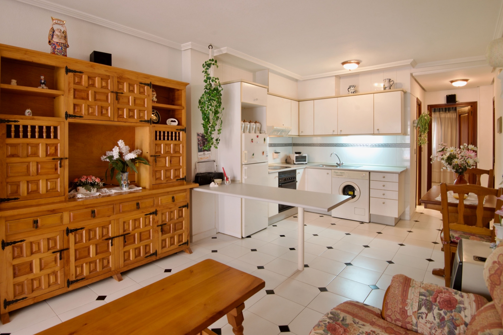 Перепродажа - многоэт. дом -
Torrevieja - Playa de los Locos