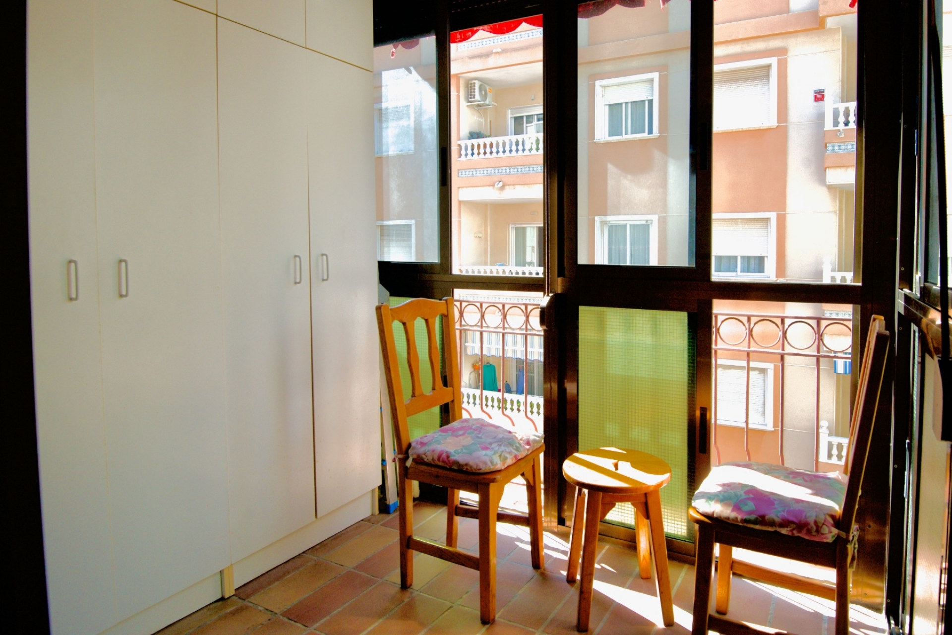 Перепродажа - многоэт. дом -
Torrevieja - Playa de los Locos