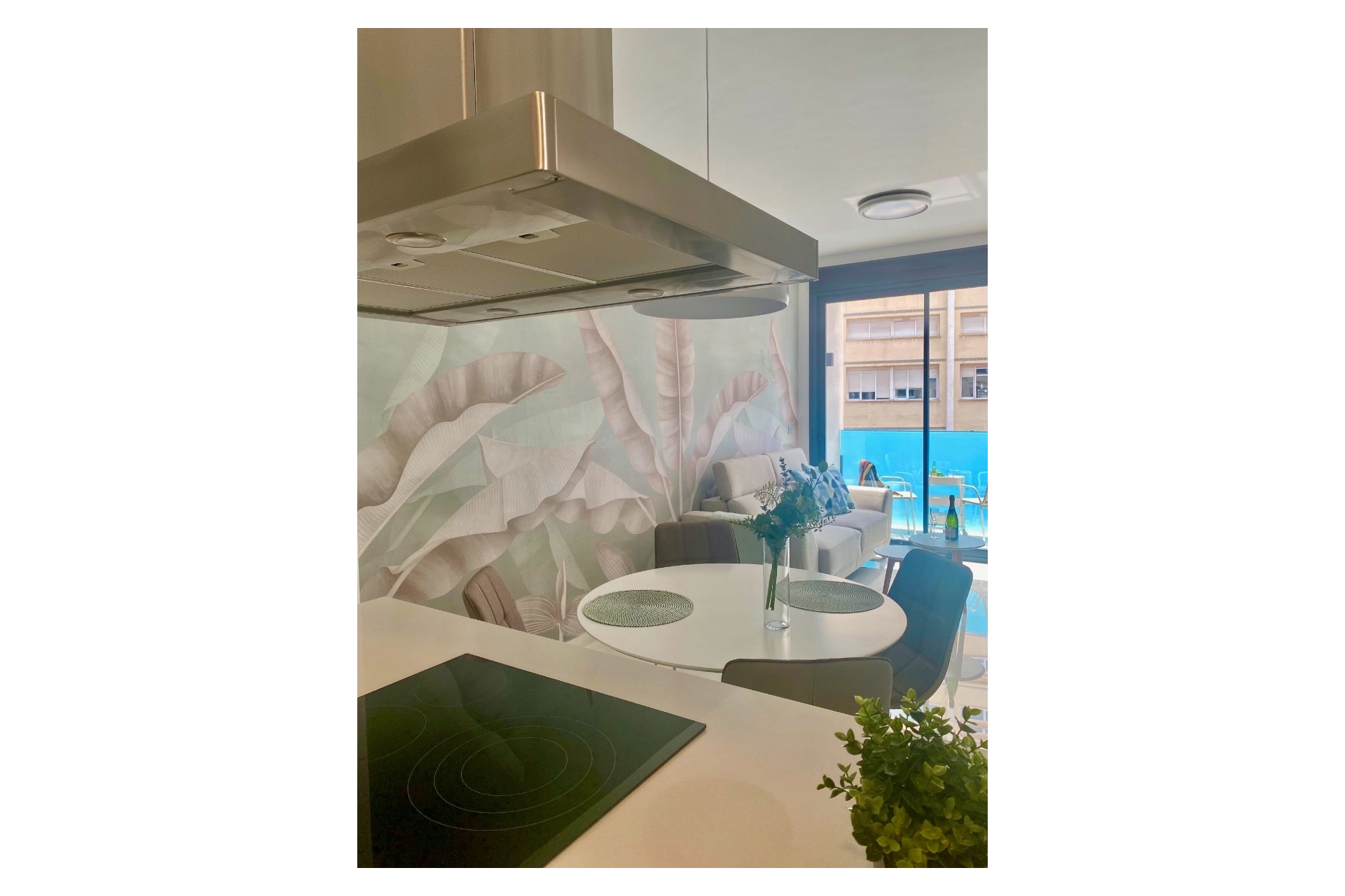 Перепродажа - многоэт. дом -
Torrevieja - Playa del Cura