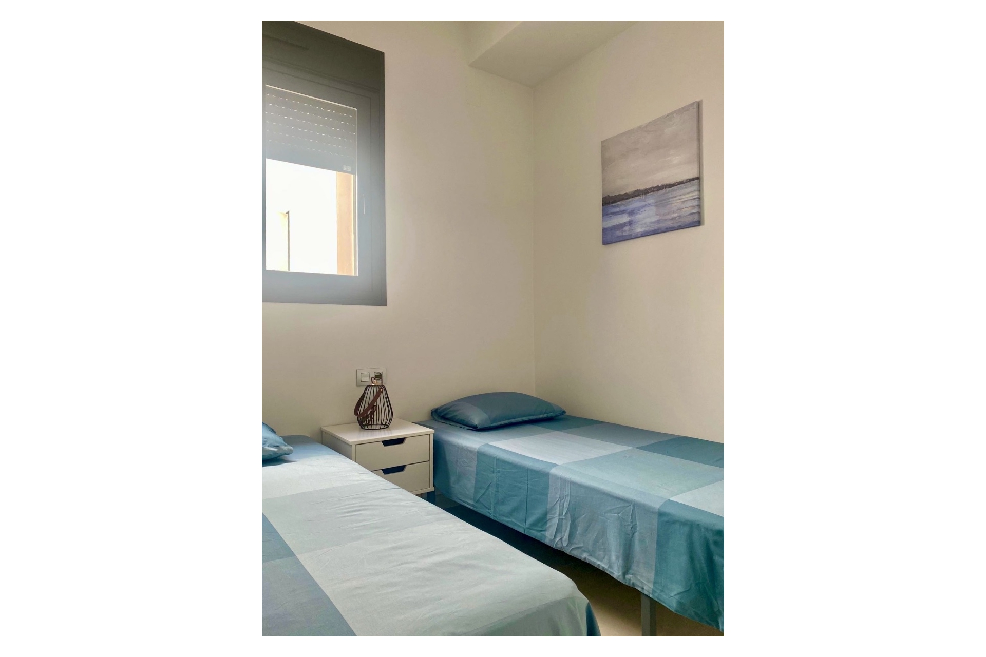 Перепродажа - многоэт. дом -
Torrevieja - Playa del Cura