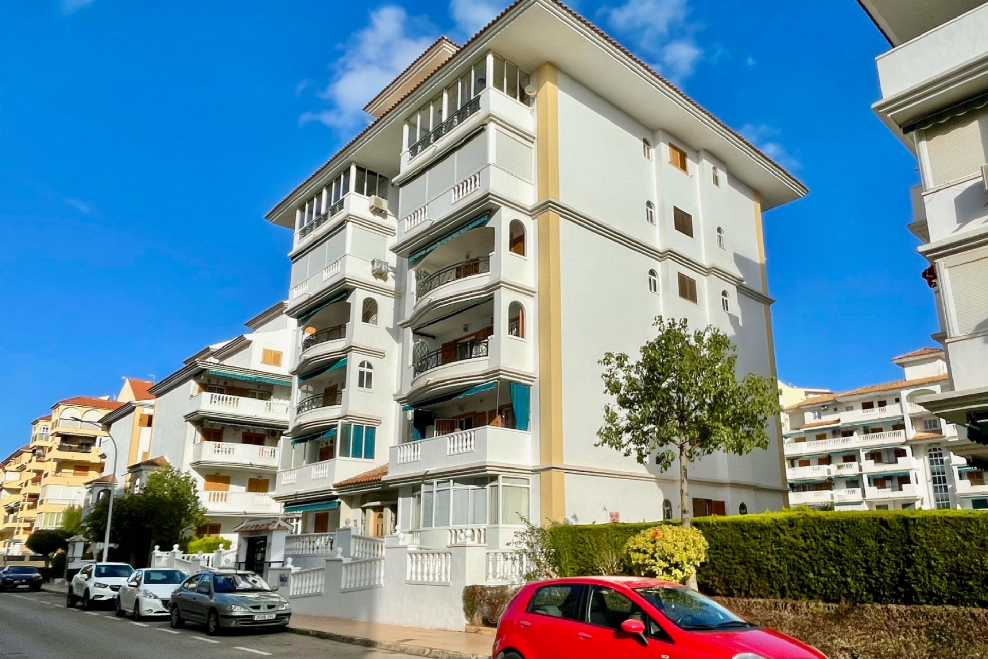 Перепродажа - Пентхаус -
Torrevieja - La Mata