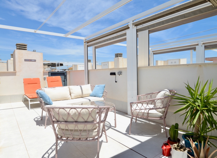 Перепродажа - Пентхаус -
Torrevieja - Playa los Locos