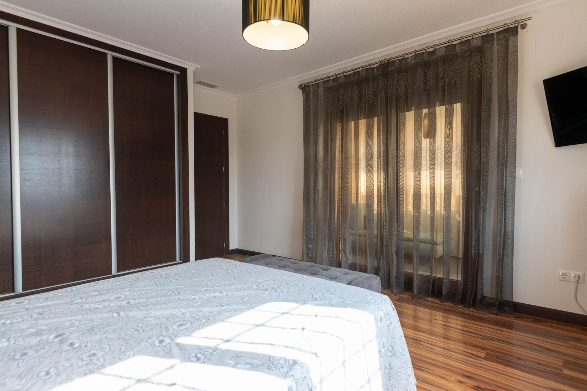 Перепродажа - таунхаус -
Torrevieja - Los Balcones