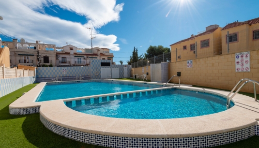 Pienkerrostaloasunto - Jälleenmyynti - Torrevieja -
                El Chaparral
