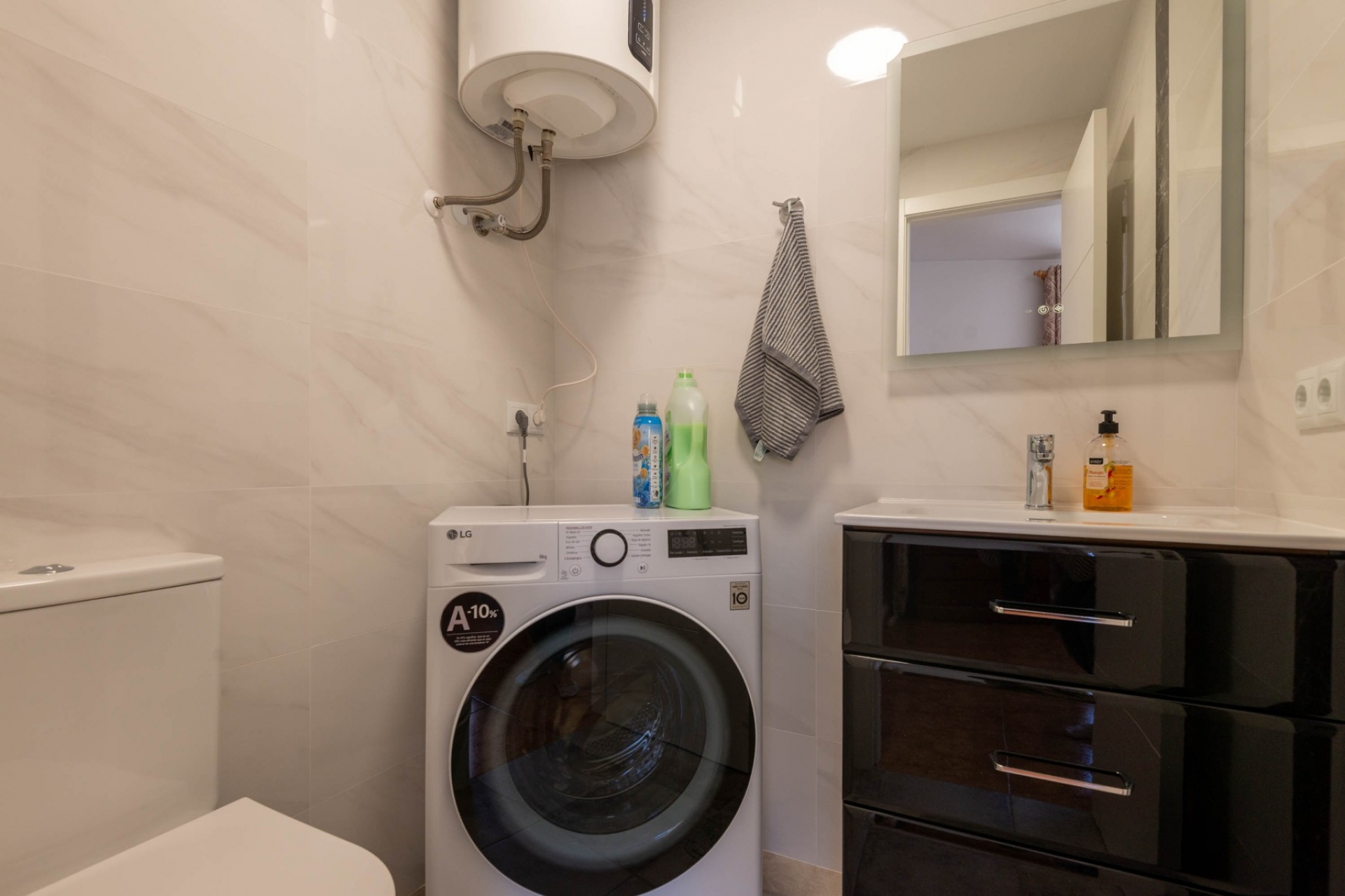 Resale - Apartament -
Torrevieja - Centro