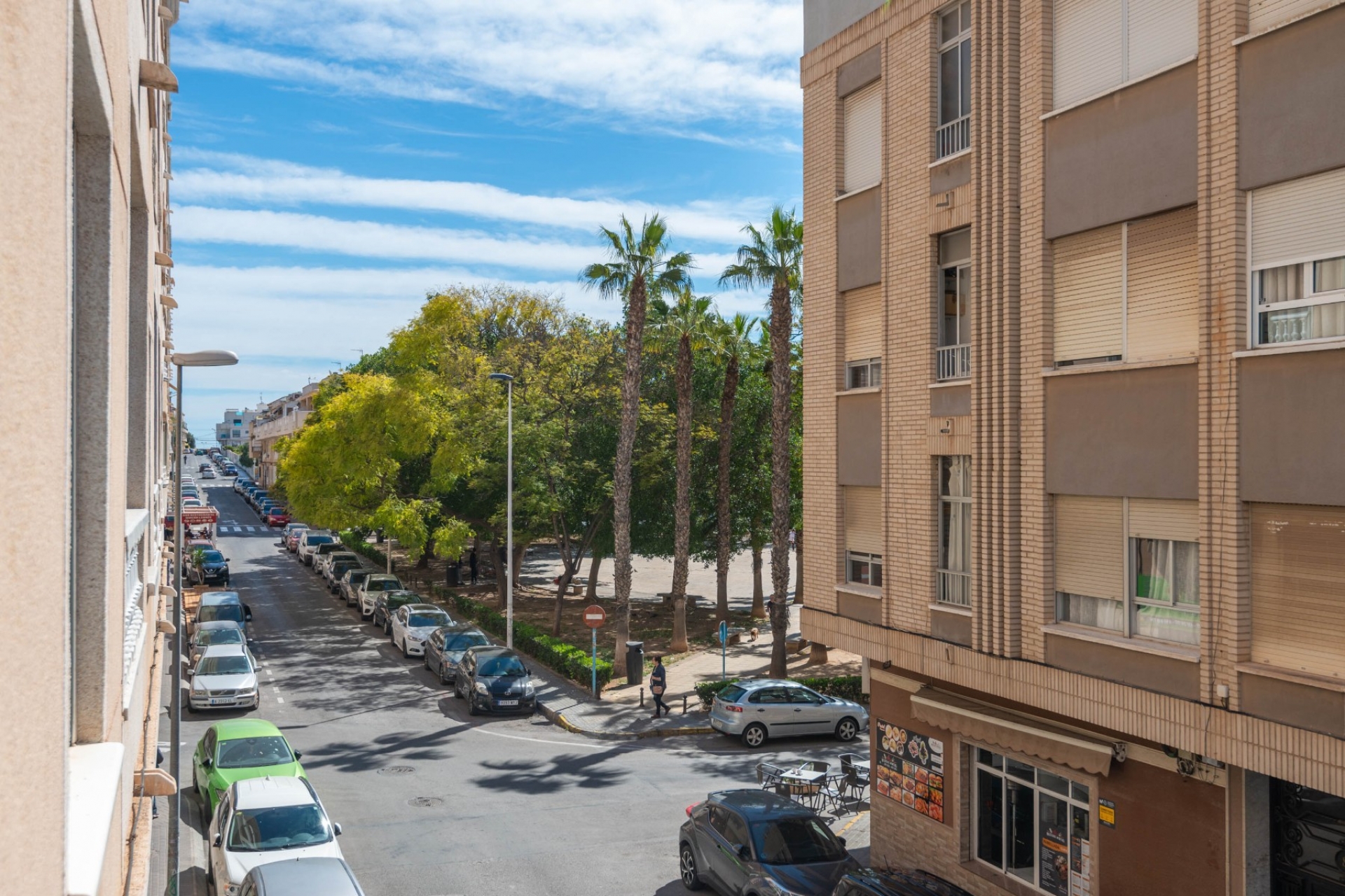 Resale - Apartament -
Torrevieja - Centro