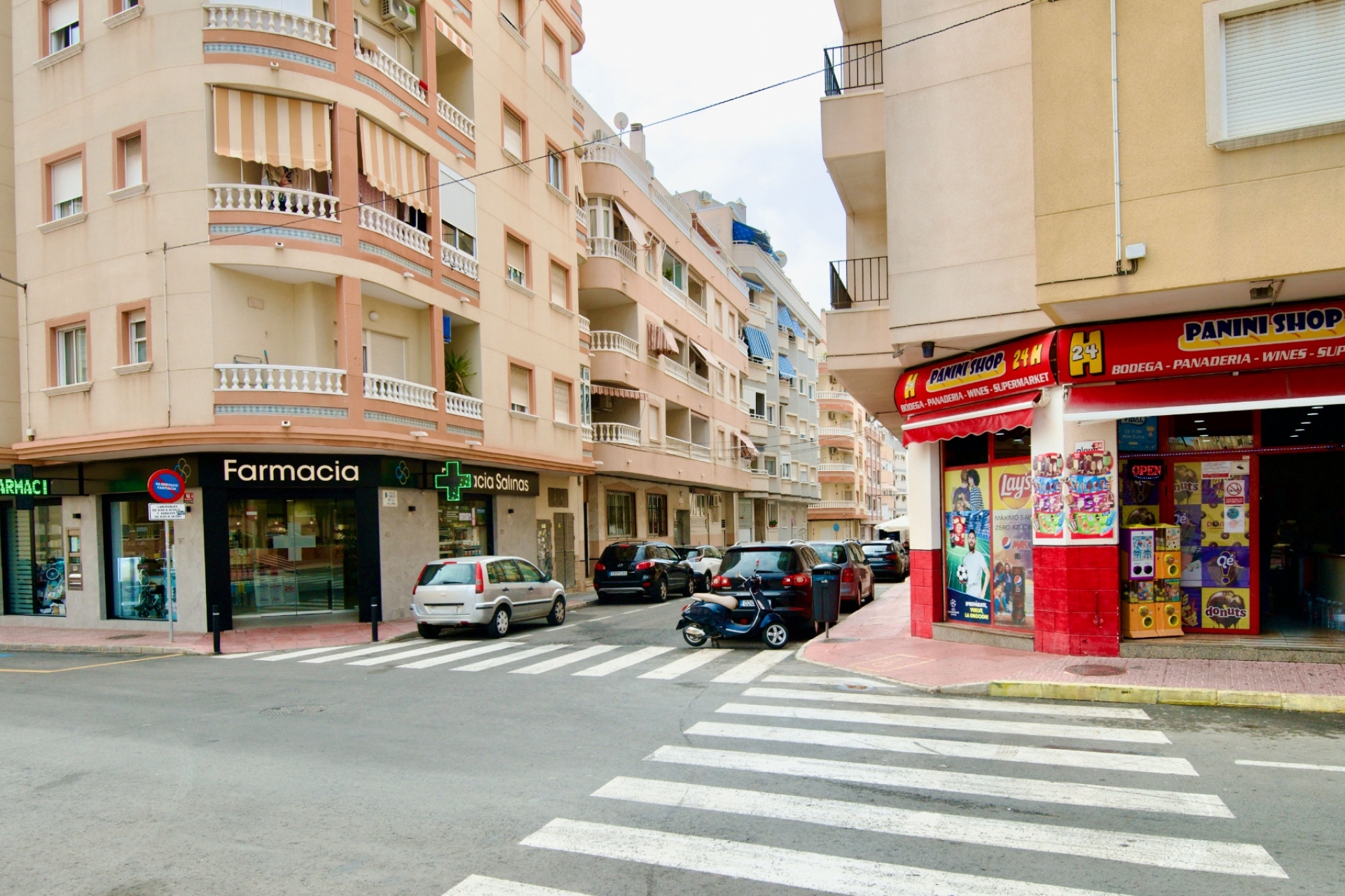 Resale - Apartment/Flat -
Torrevieja - Playa del Cura