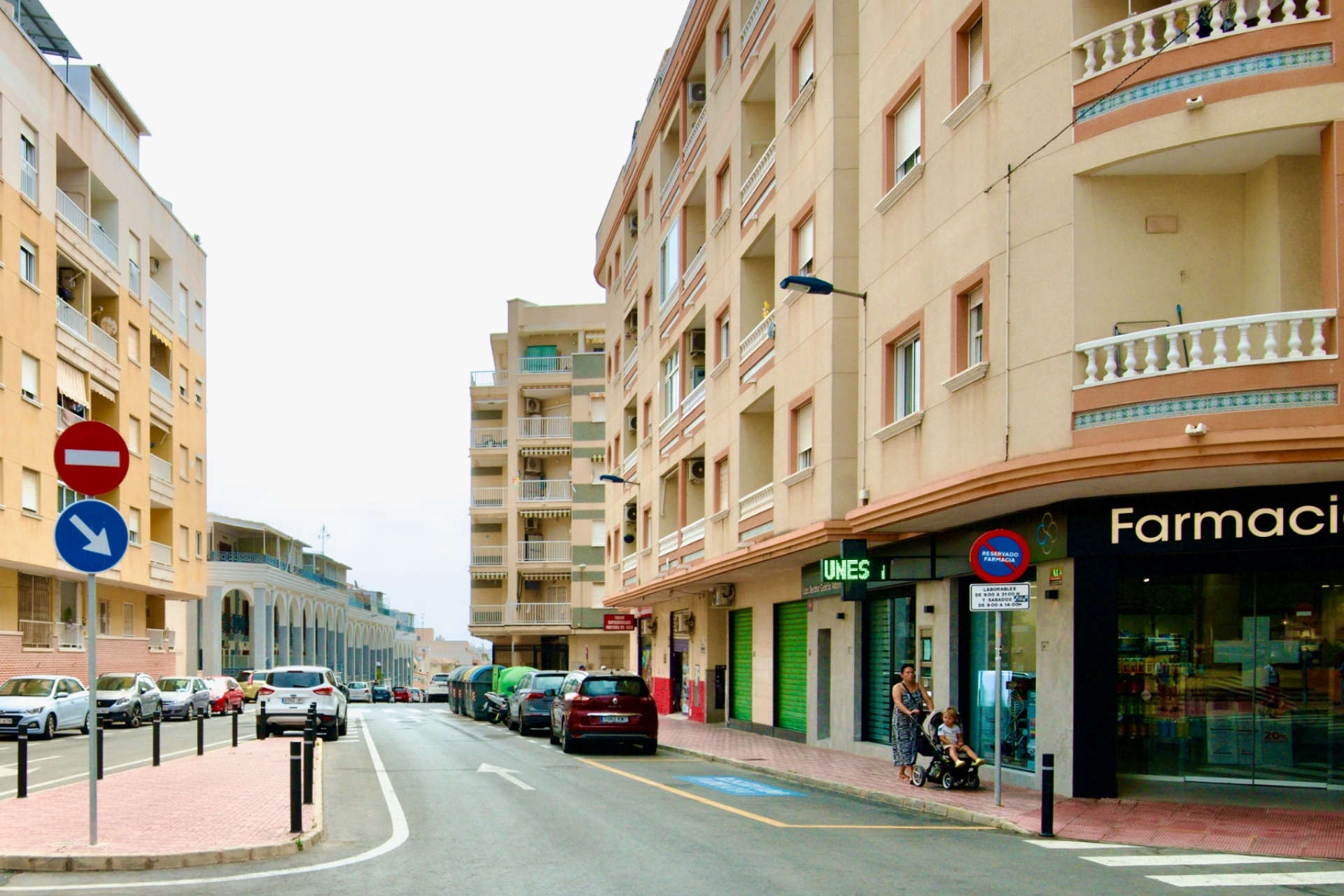 Resale - Apartment/Flat -
Torrevieja - Playa del Cura
