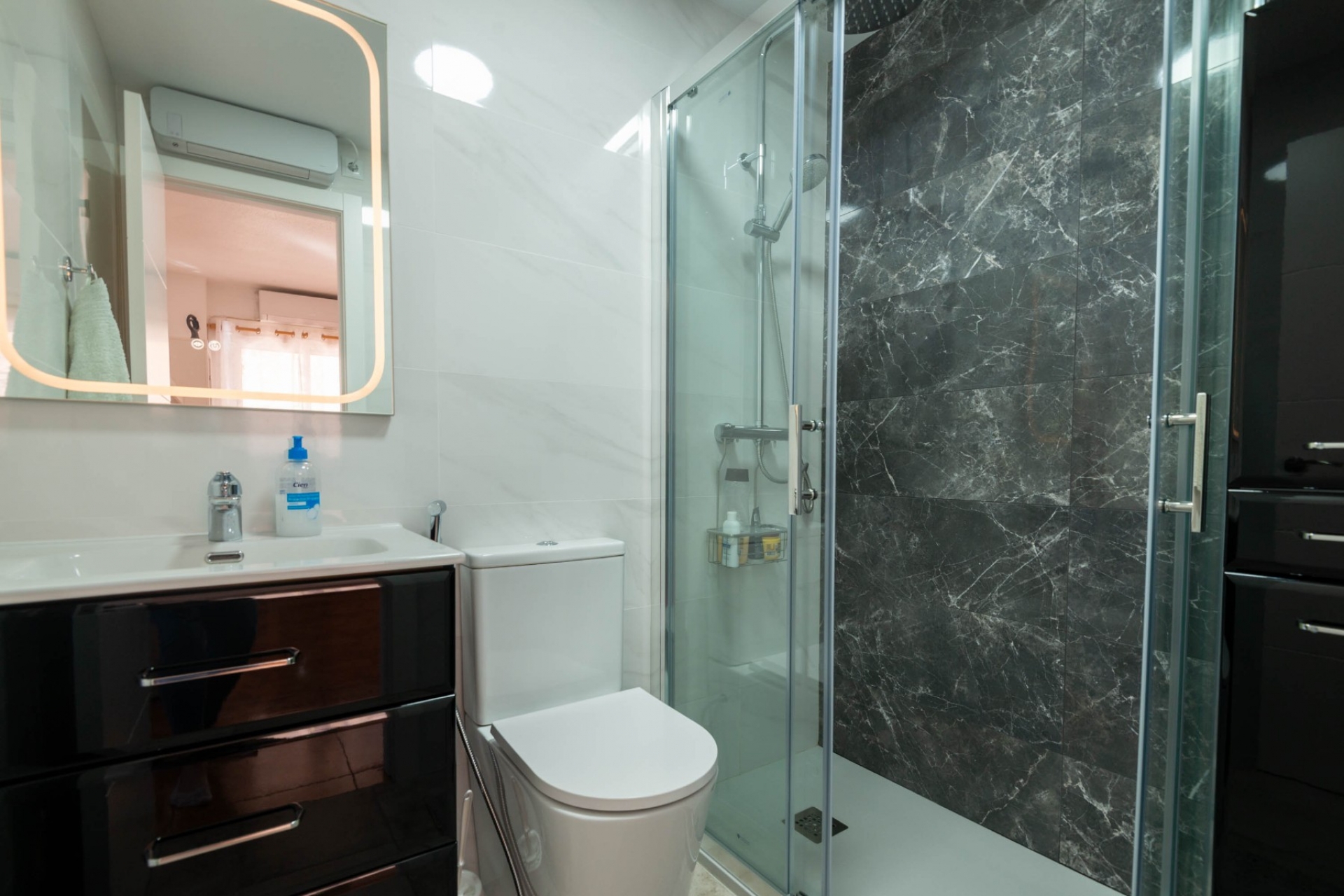 Resale - Apartment -
Torrevieja - Centro