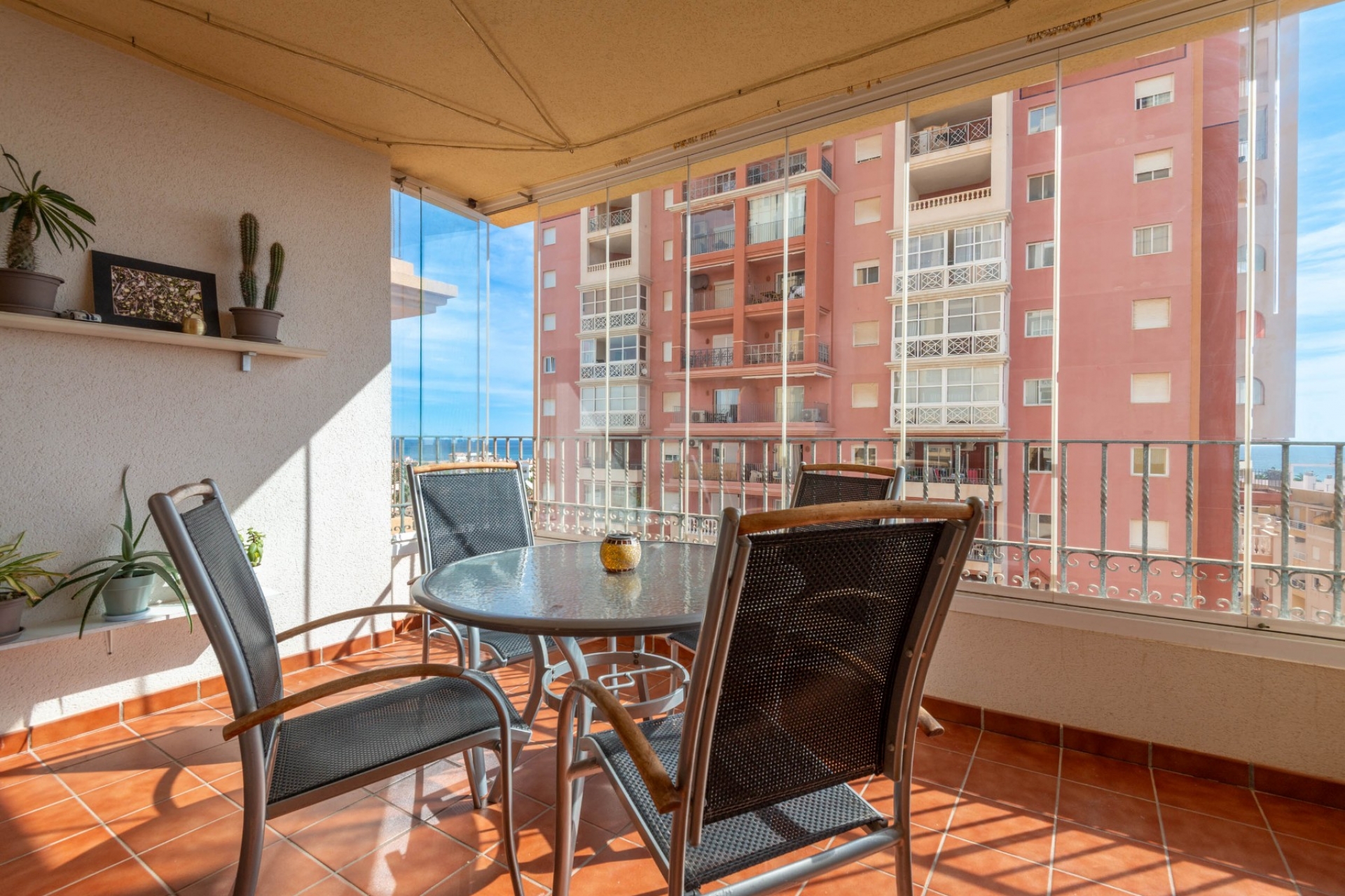 Resale - Apartment -
Torrevieja - Playa de los Locos