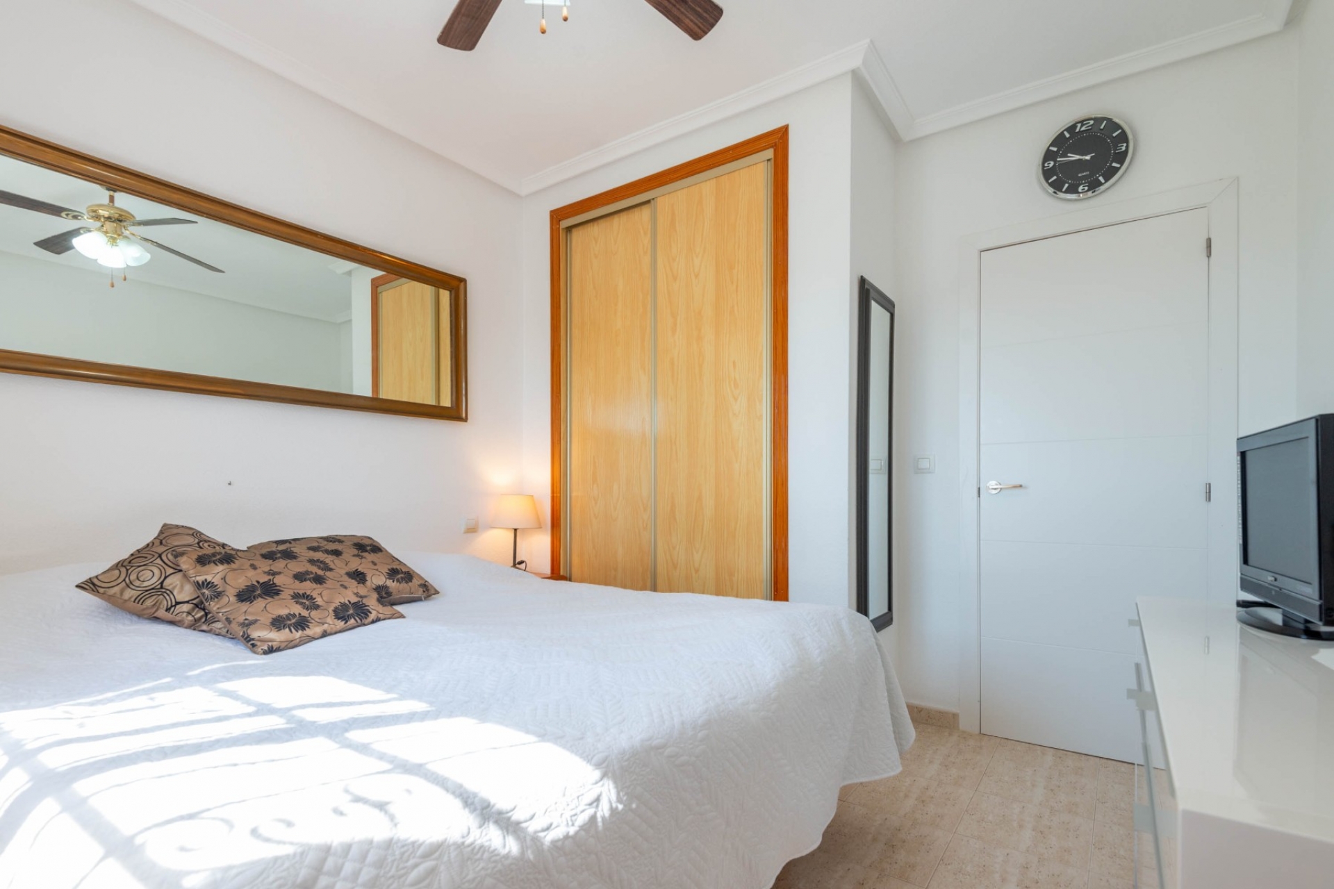 Resale - Bungalow -
Orihuela Costa - Punta Prima, Orihuela Costa