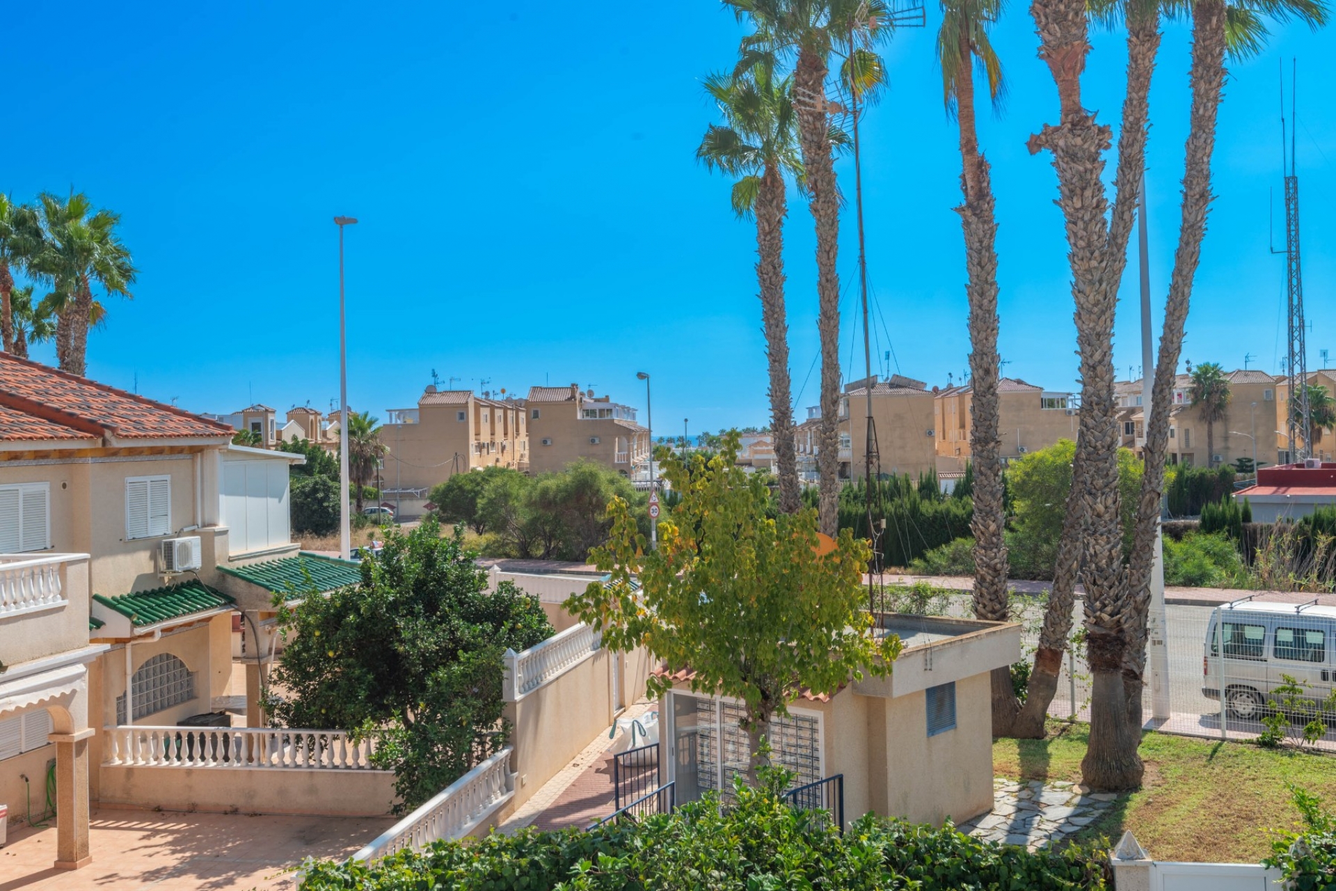 Resale - Bungalow -
Orihuela Costa - Punta Prima, Orihuela Costa