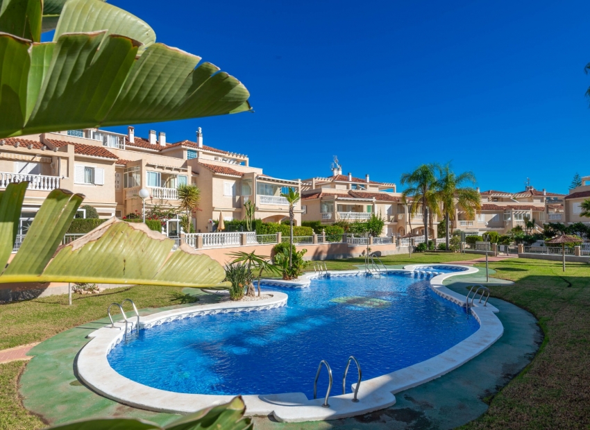 Resale - Bungalow -
Orihuela Costa - Punta Prima, Orihuela Costa