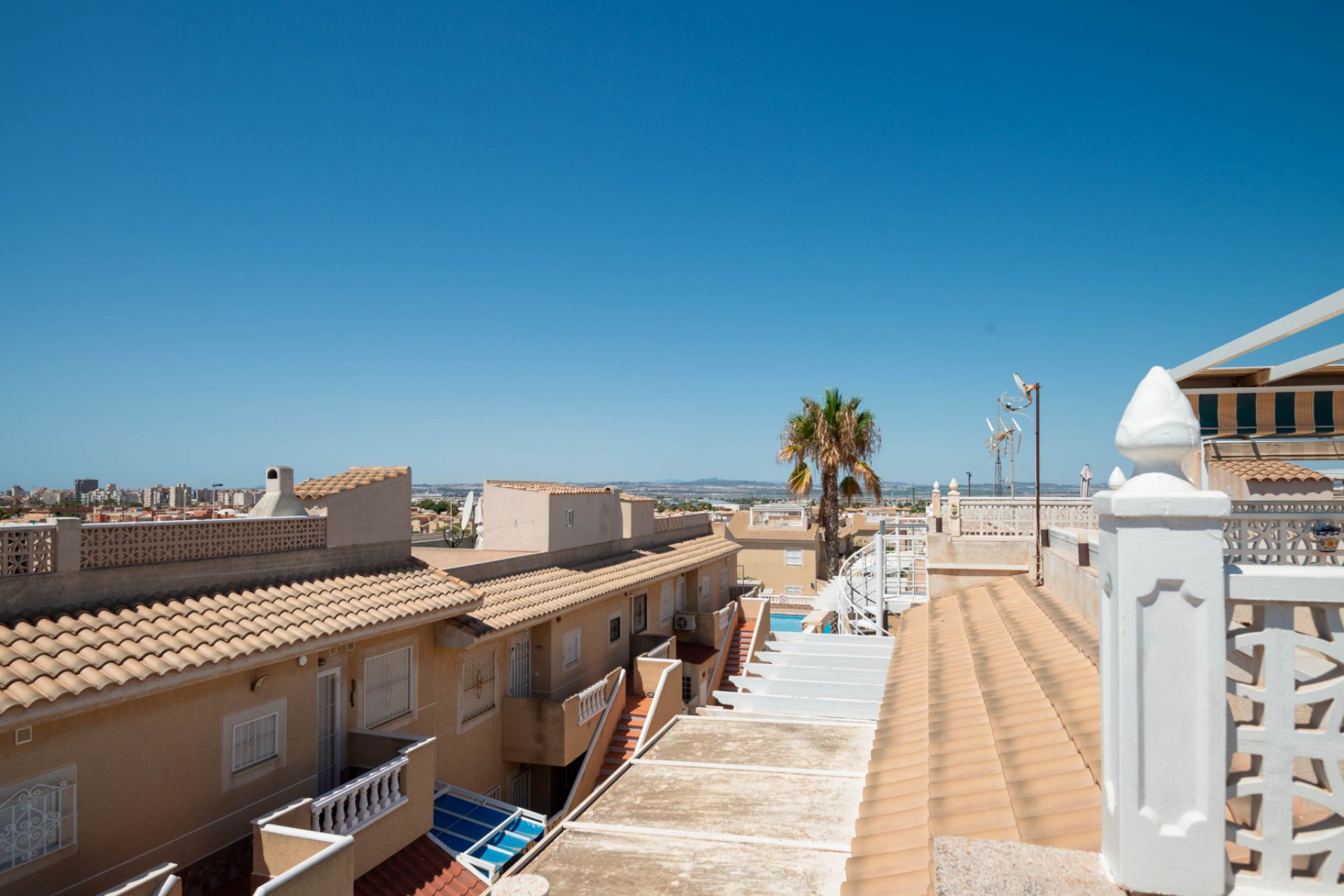 Resale - Bungalow -
Torrevieja - Aguas Nuevas