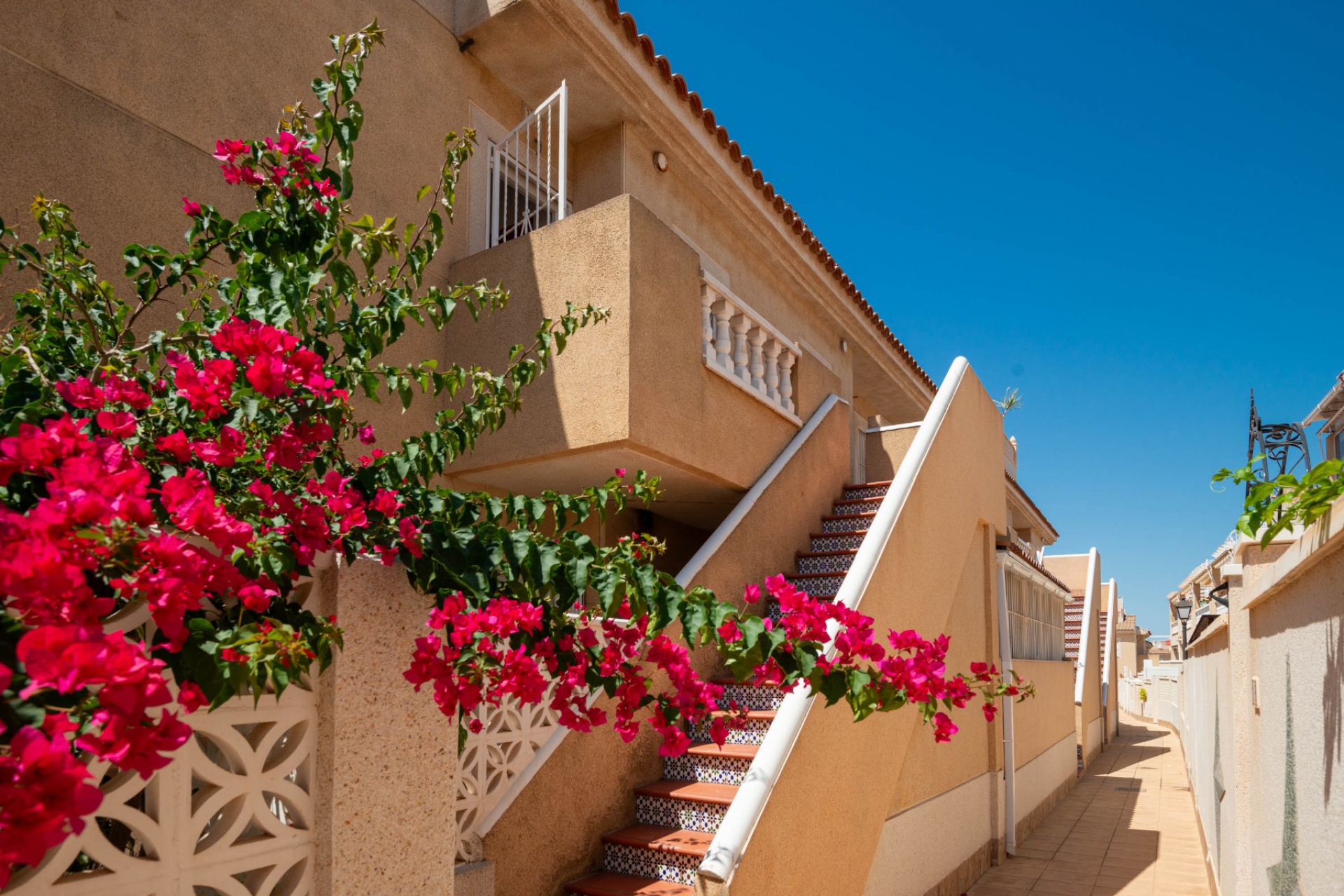 Resale - Bungalow -
Torrevieja - Aguas Nuevas