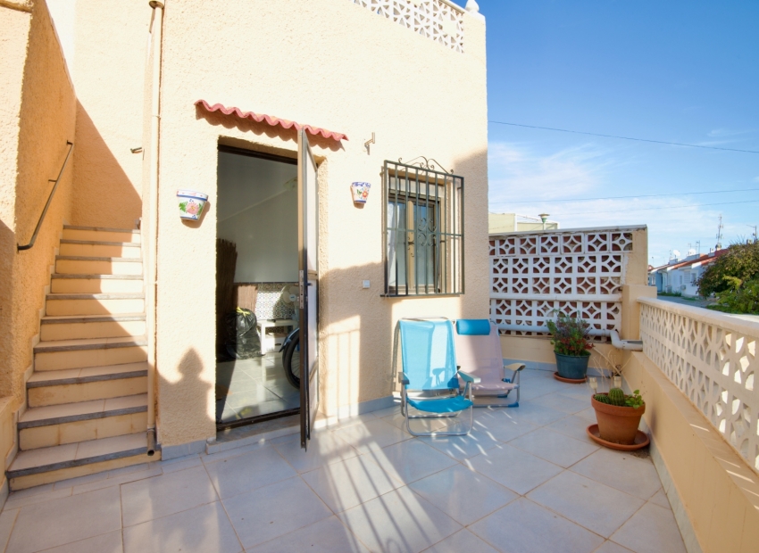 Resale - Bungalow -
Torrevieja - Torreta III