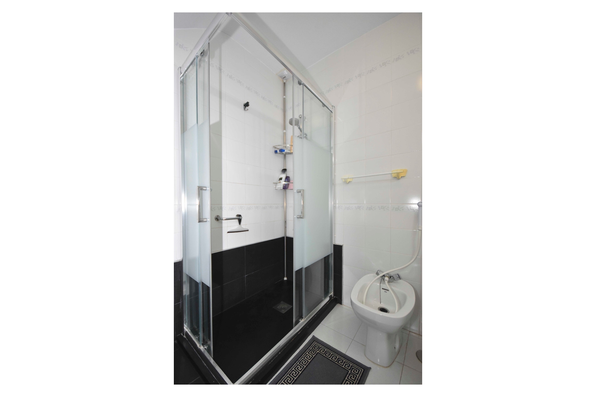 Resale - Dom w zabudowie bliźniaczej -
Torrevieja - Los Balcones