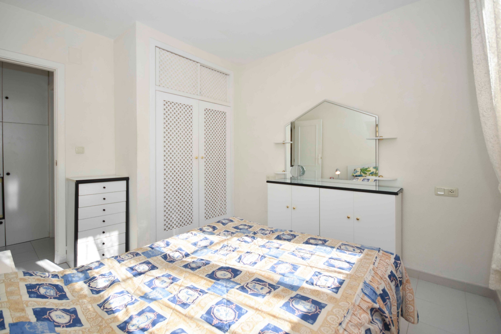 Resale - Dom w zabudowie bliźniaczej -
Torrevieja - Los Balcones