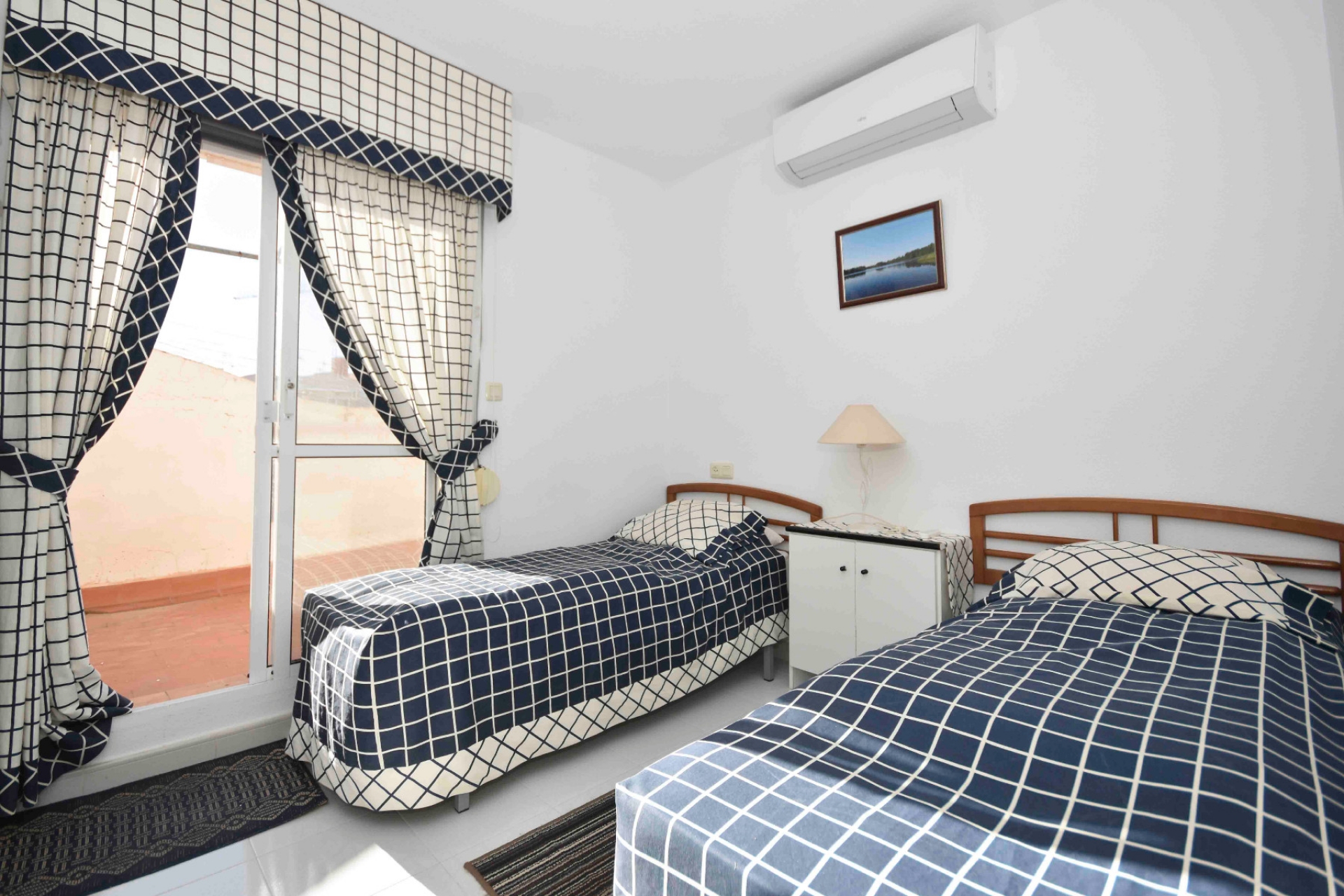 Resale - Dom w zabudowie bliźniaczej -
Torrevieja - Los Balcones