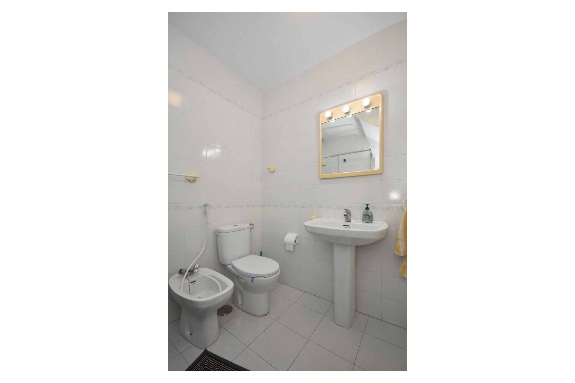 Resale - Dom w zabudowie bliźniaczej -
Torrevieja - Los Balcones