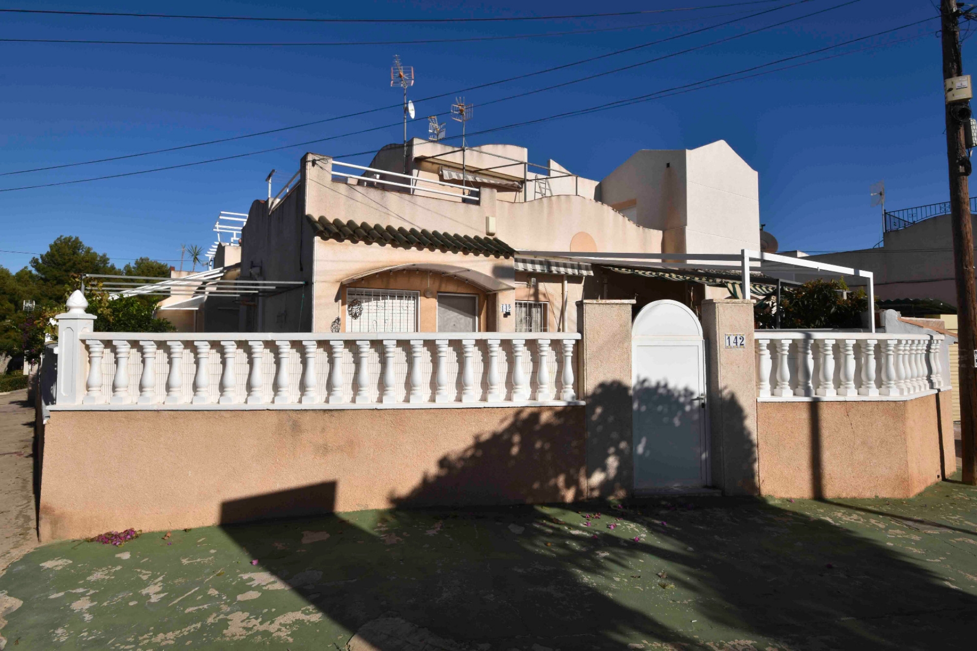 Resale - Dom w zabudowie bliźniaczej -
Torrevieja - Los Balcones
