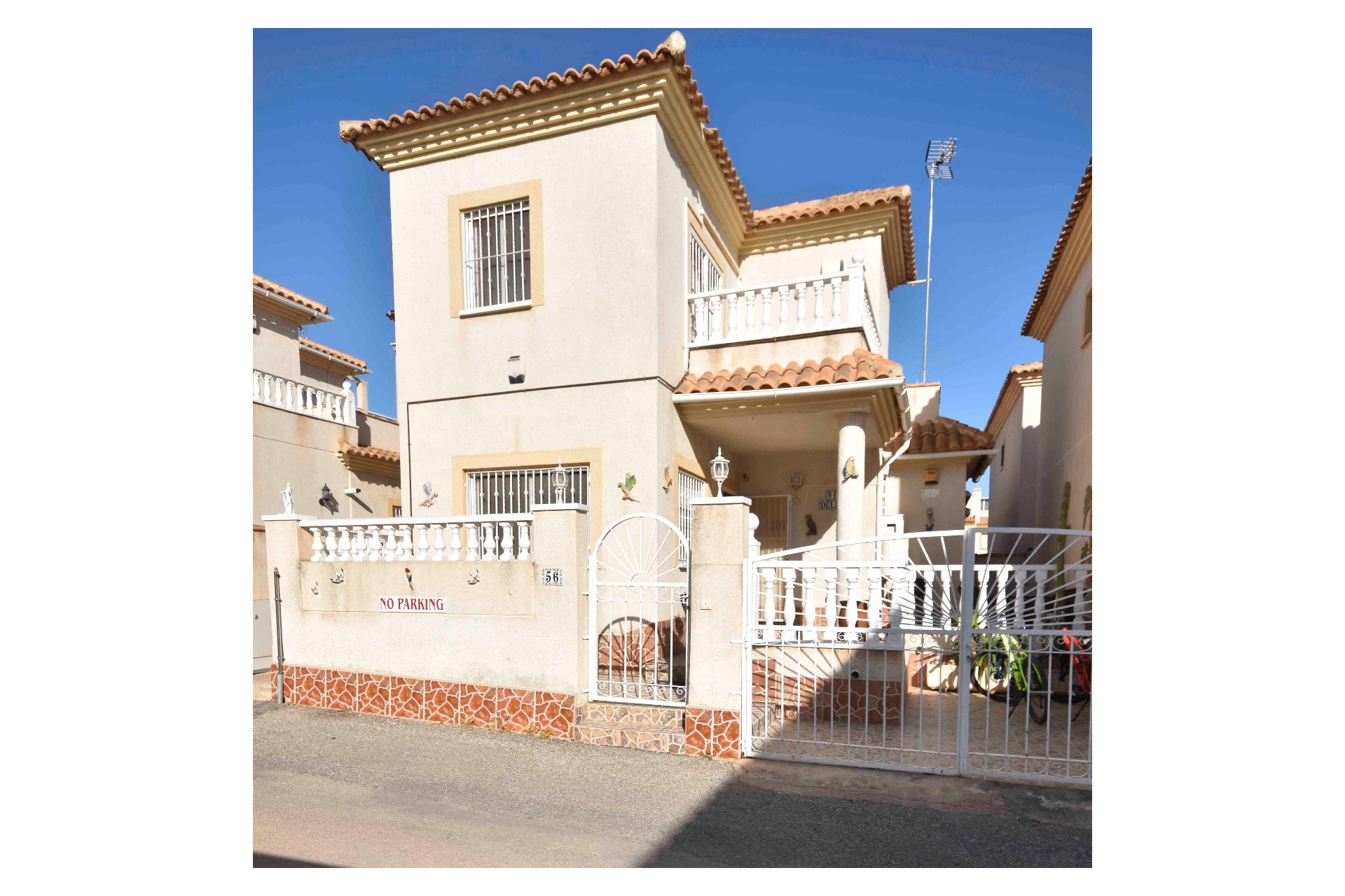 Resale - Dom wolnostojący -
Orihuela Costa - La Zenia