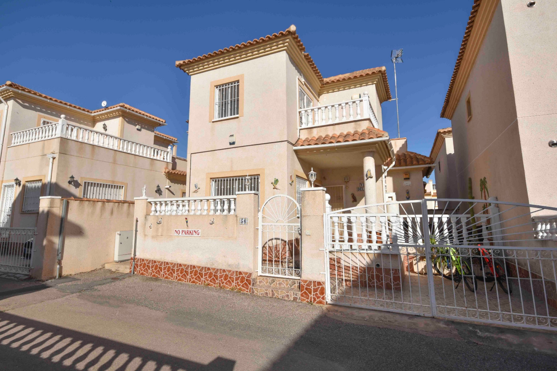 Resale - Dom wolnostojący -
Orihuela Costa - La Zenia