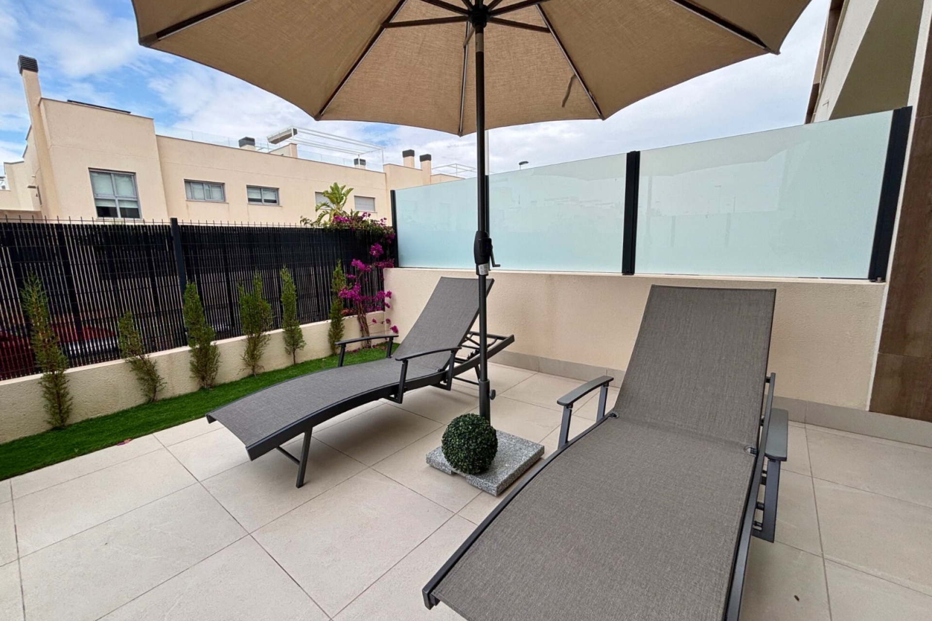 Resale - lägenhet  -
Torrevieja - Acequion