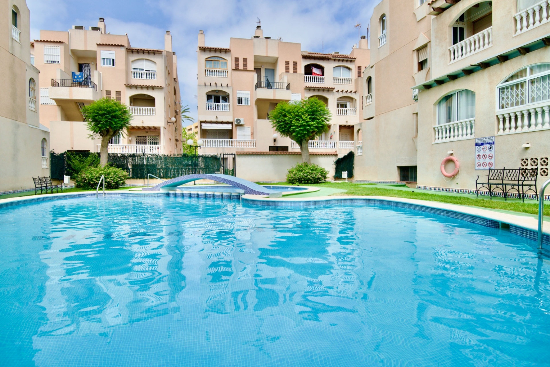 Resale - lägenhet  -
Torrevieja - Playa del Cura