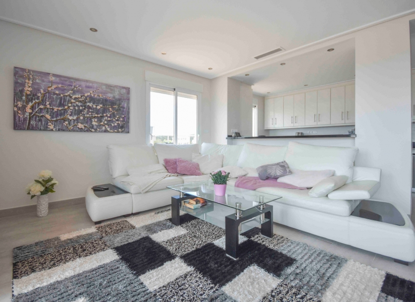 Resale - Mieszkanie -
Orihuela Costa - Villamartin