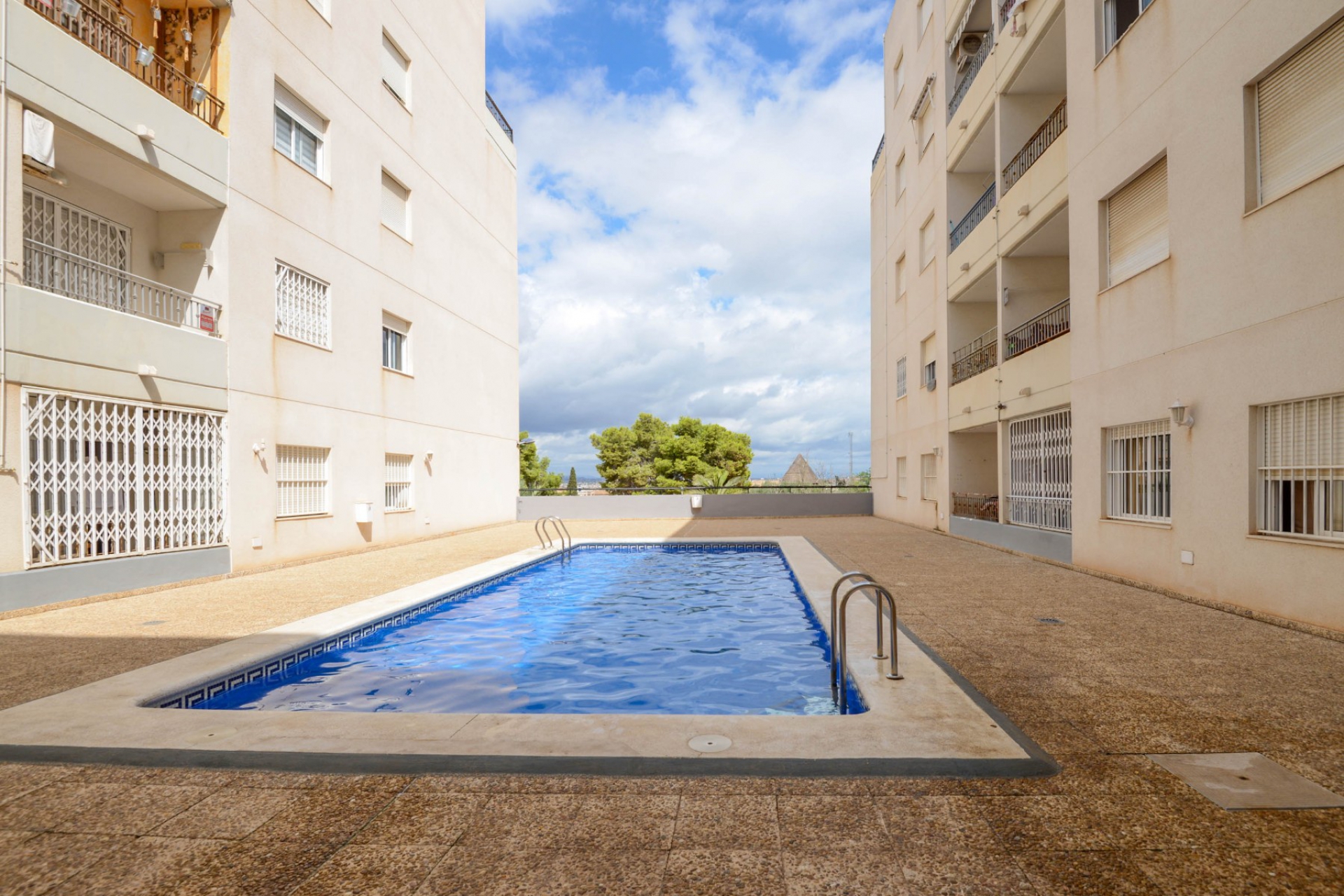 Resale - Penthouse -
Torrevieja - Centro