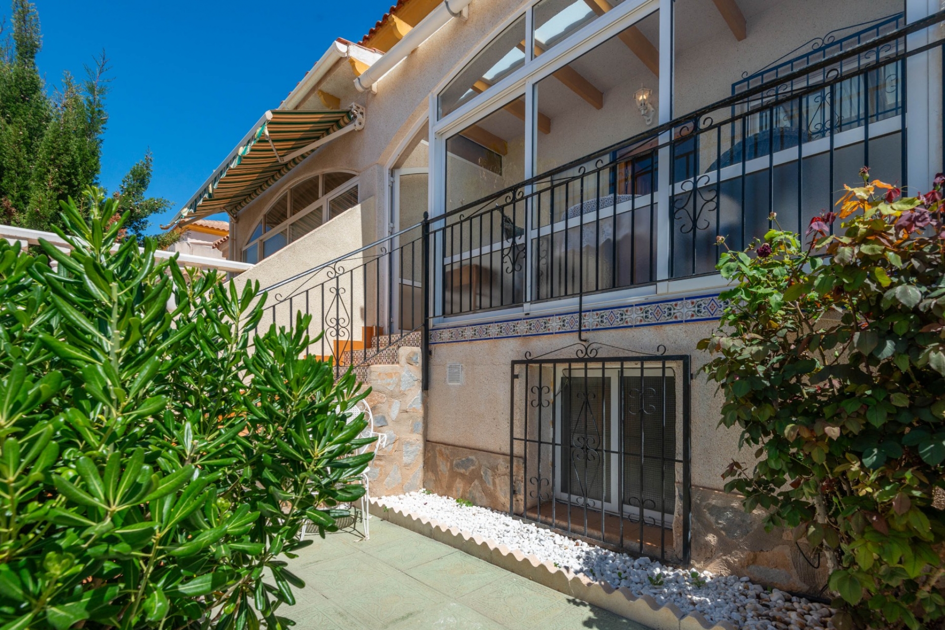 Resale - Quatro -
Torrevieja - Acequion