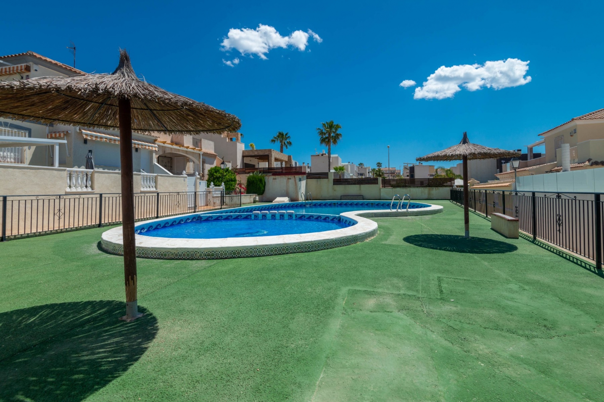 Resale - Quatro -
Torrevieja - Acequion