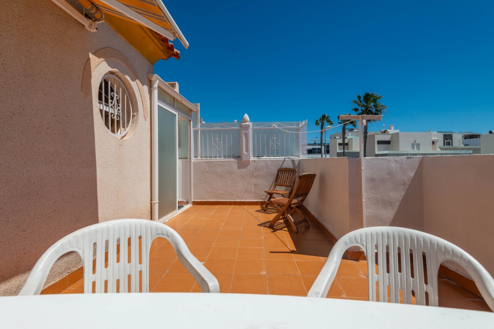 Resale - Quatrohus -
Torrevieja - Acequion