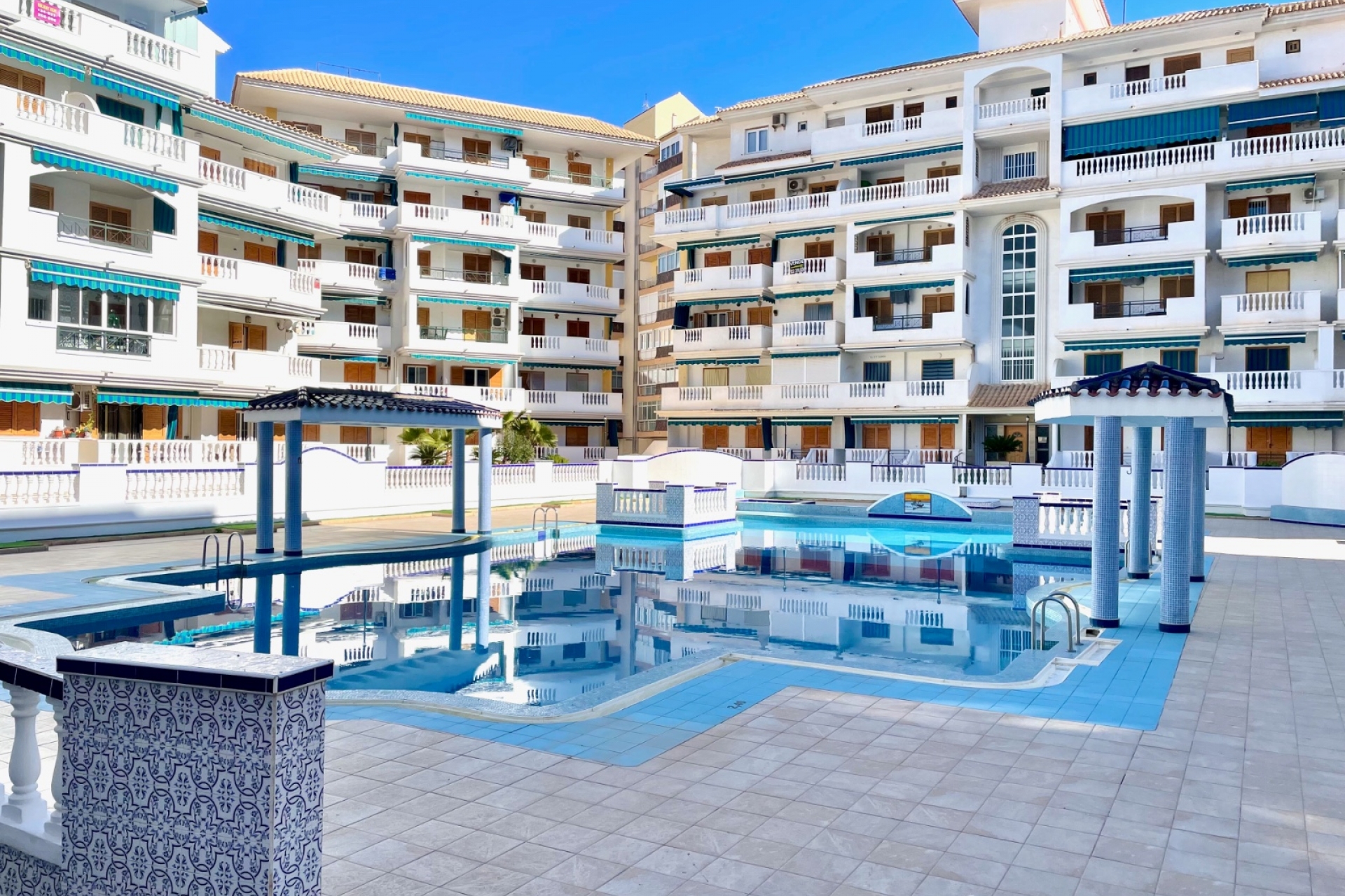 Resale - Taklägenhet -
Torrevieja - La Mata