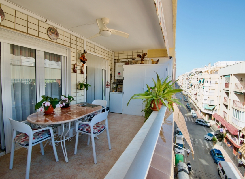 Resale - Taklägenhet -
Torrevieja - Playa de los Locos