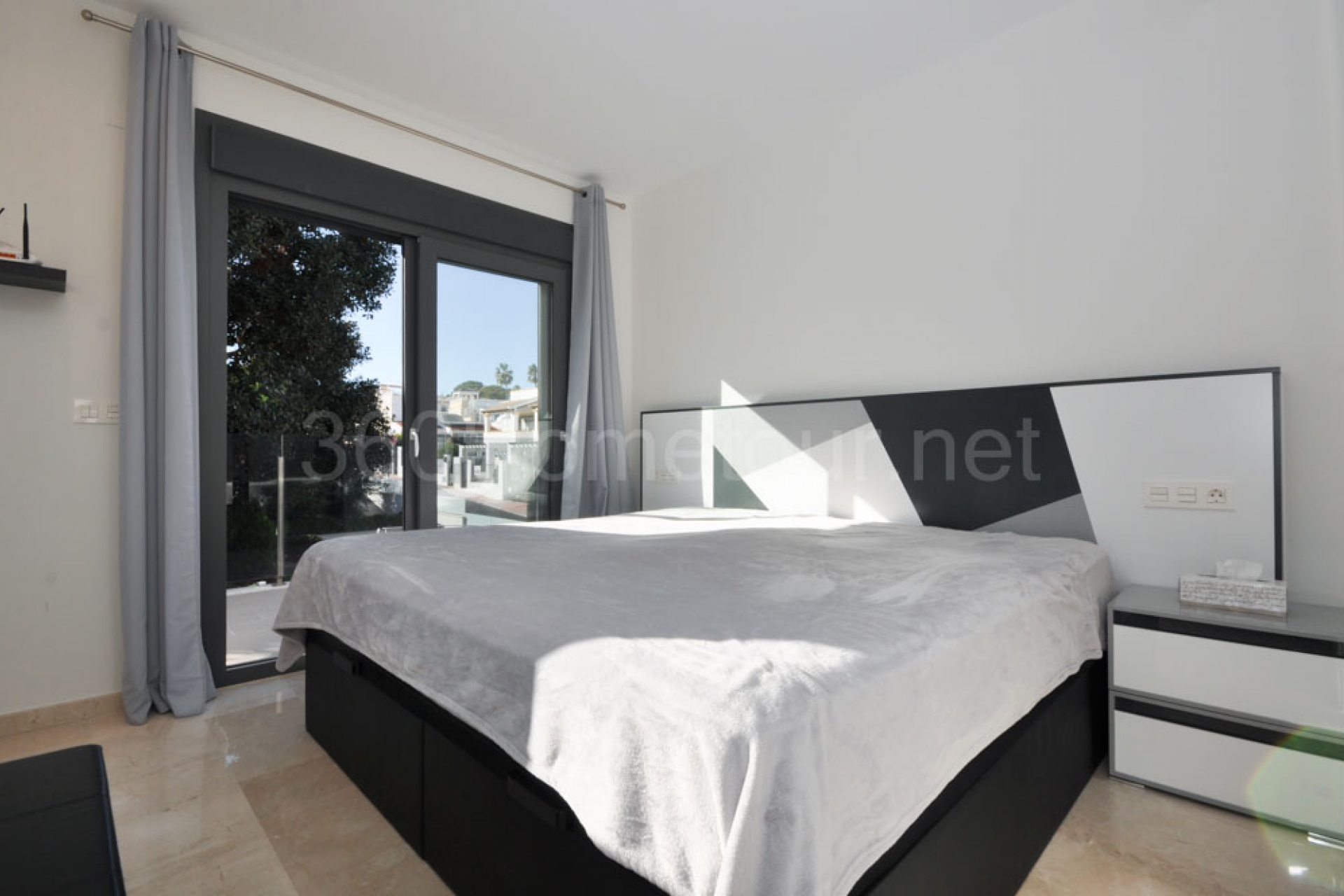 Resale - Willa -
Orihuela Costa - Villamartin