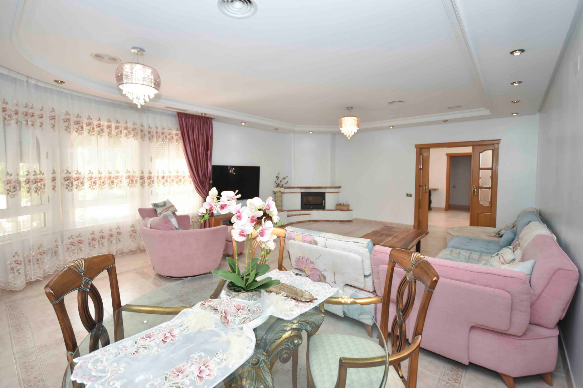 Resale - Willa -
Redovan - Afueras, campo
