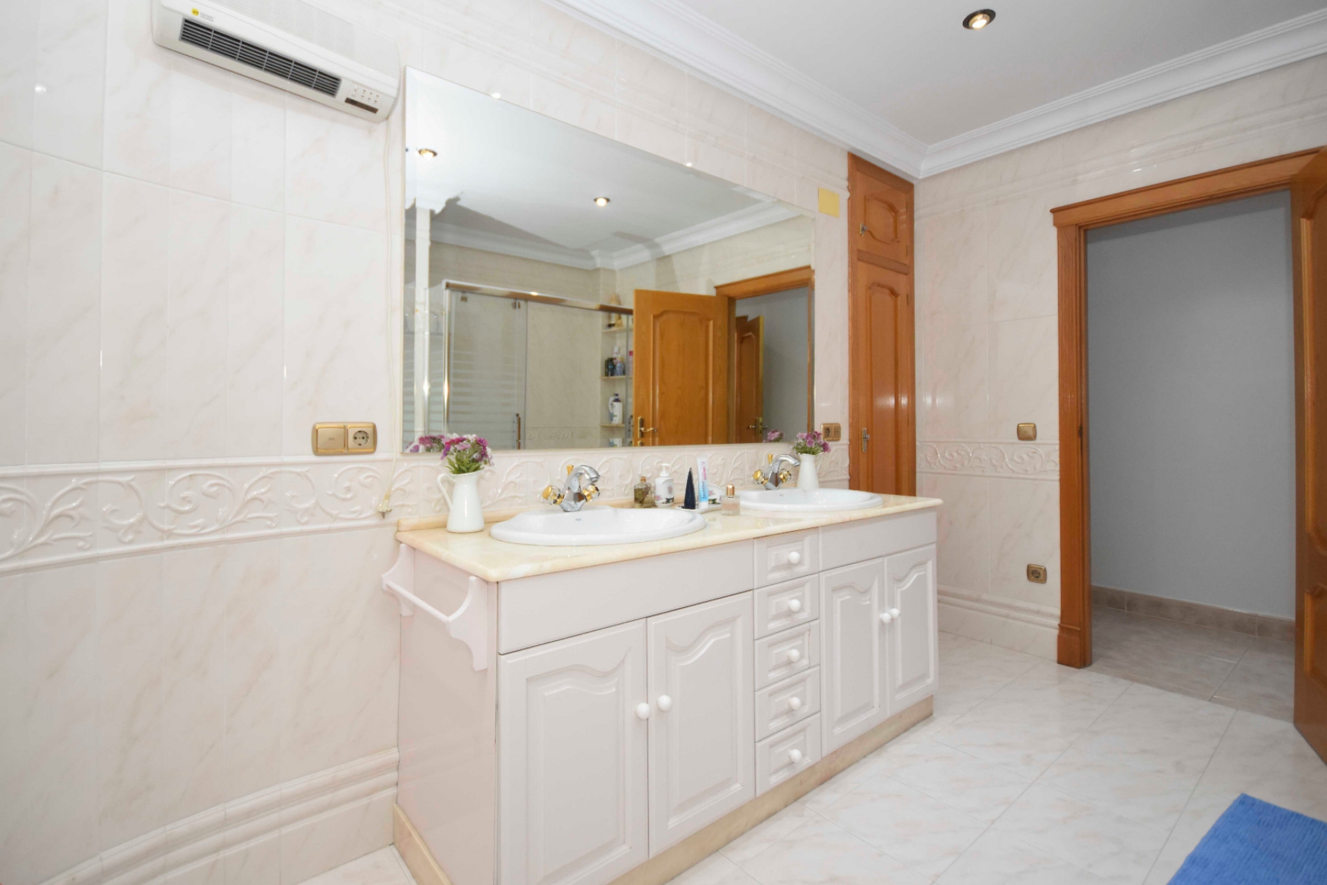 Resale - Willa -
Redovan - Afueras, campo