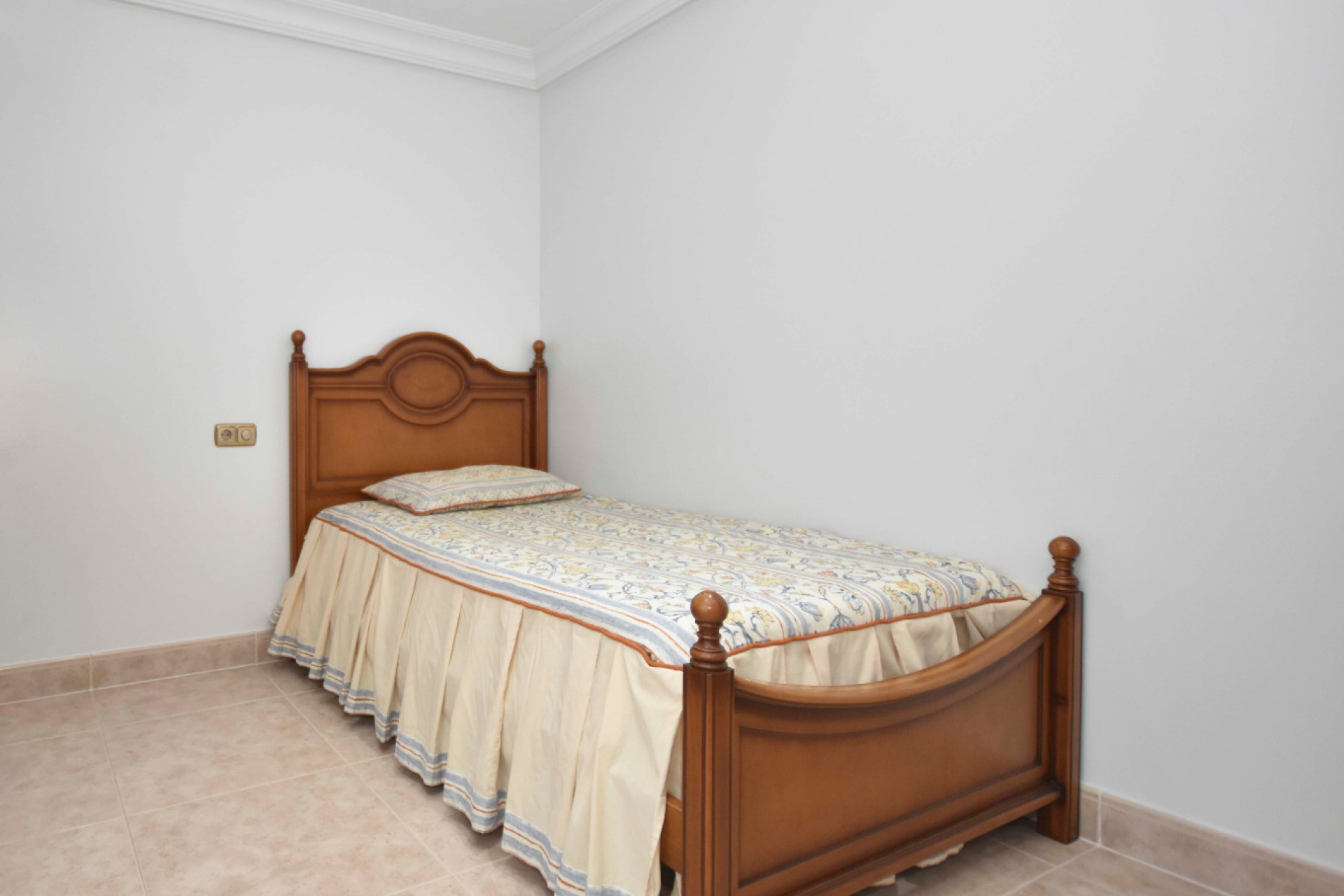 Resale - Willa -
Redovan - Afueras, campo