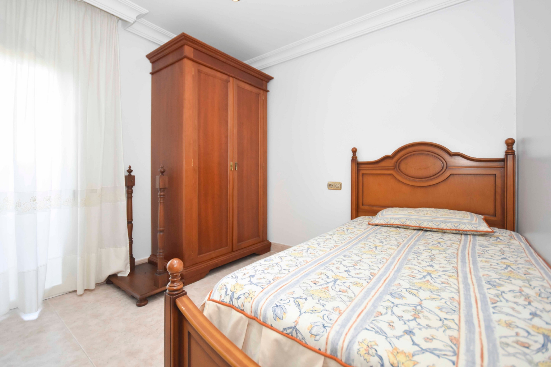 Resale - Willa -
Redovan - Afueras, campo