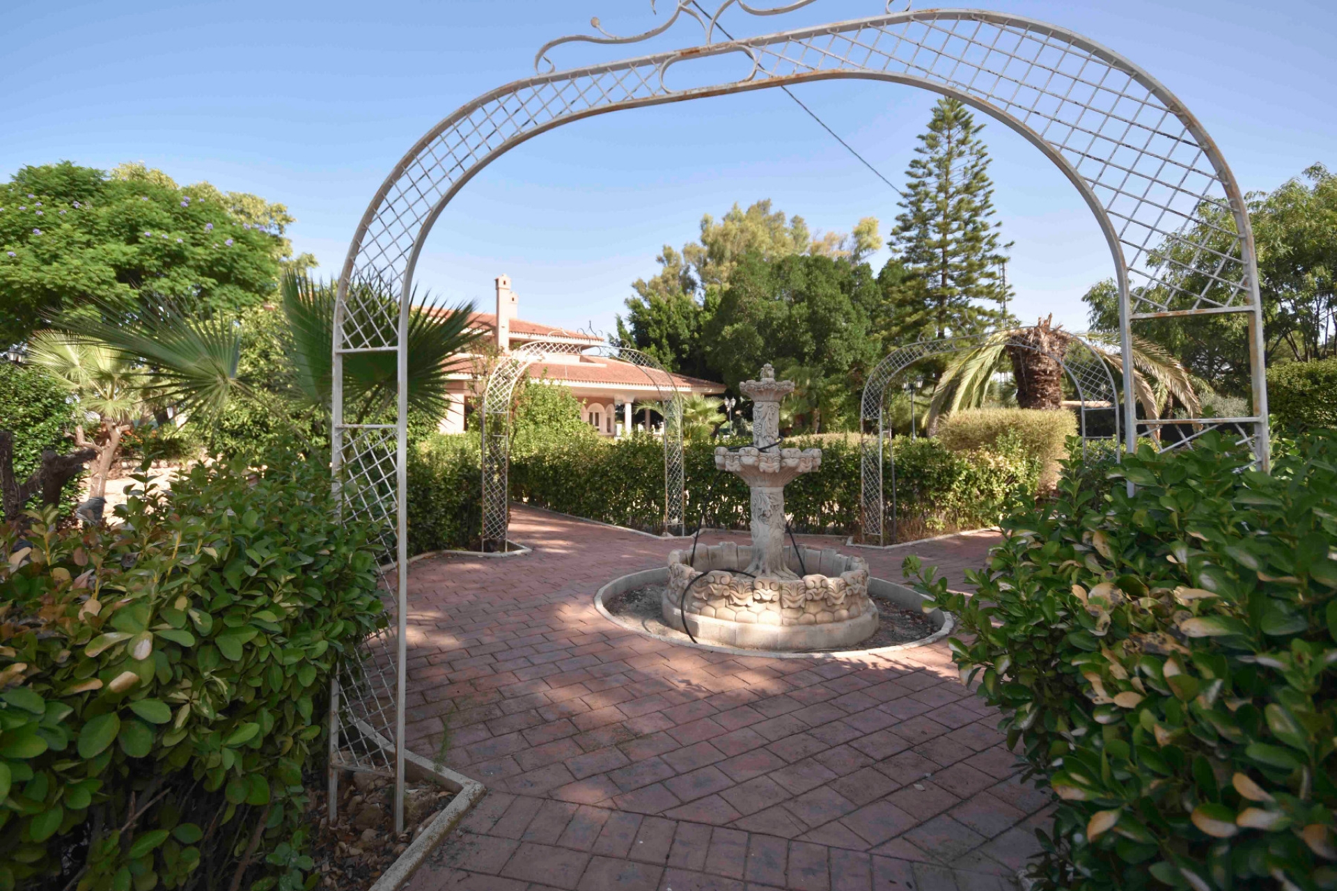 Resale - Willa -
Redovan - Afueras, campo