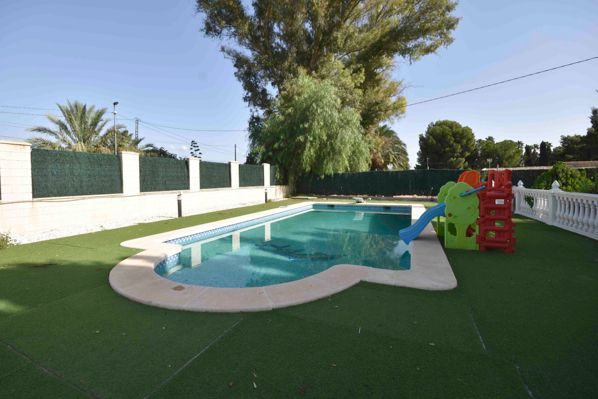 Resale - Willa -
Redovan - Afueras, campo